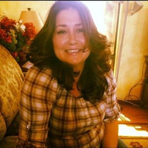 Meet your Posher, Emanda